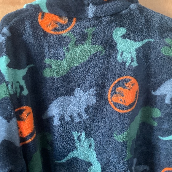 Jurassic World Dominion Fleece Robe Boys Size 8 Belt Dinosaur EUC Jurassic Park - Picture 7 of 13
